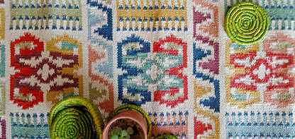 JHIRI  – Woven Runner