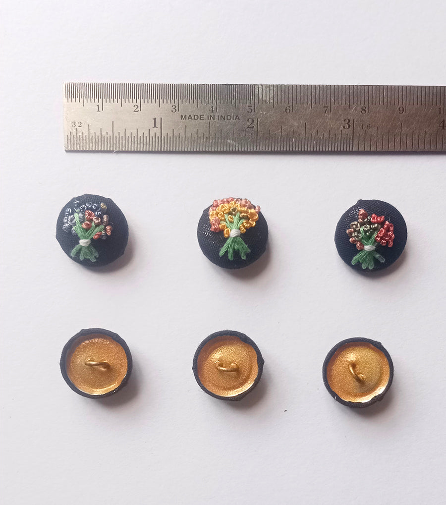 Hand Embroidered Button (set of 6)