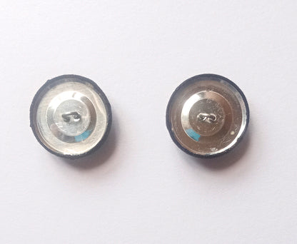 Hand Embroidered Button (set of 2)